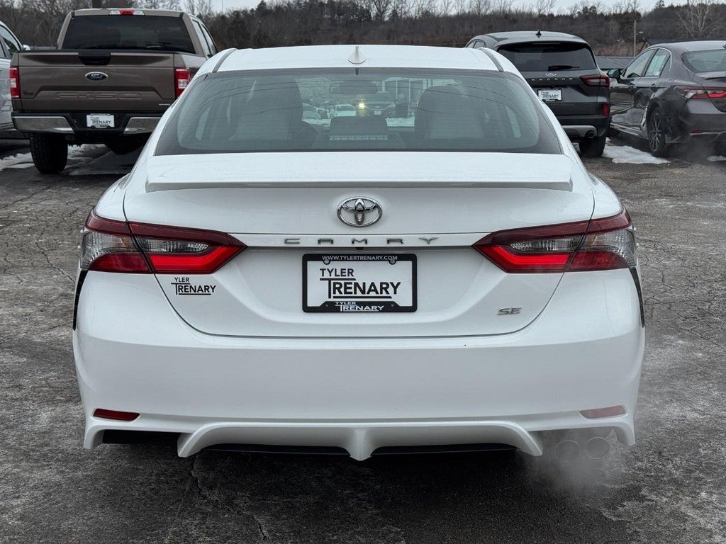 2024 Toyota Camry SE Auto (Natl)
