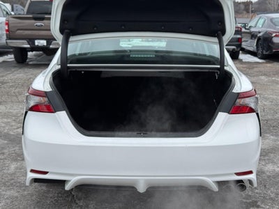 2024 Toyota Camry SE Auto (Natl)