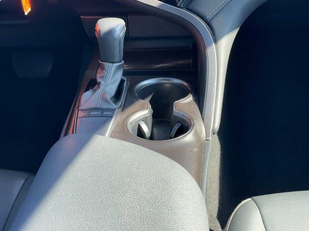 2024 Toyota Camry SE Auto (Natl)