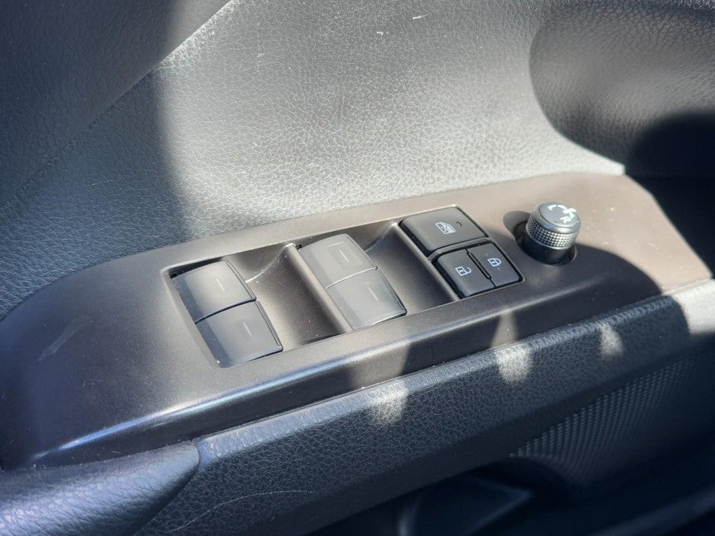 2024 Toyota Camry SE Auto (Natl)