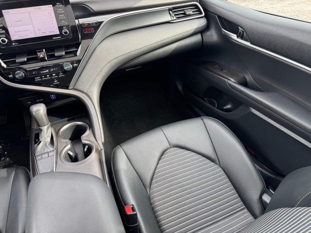 2023 Toyota Camry SE Auto (Natl)