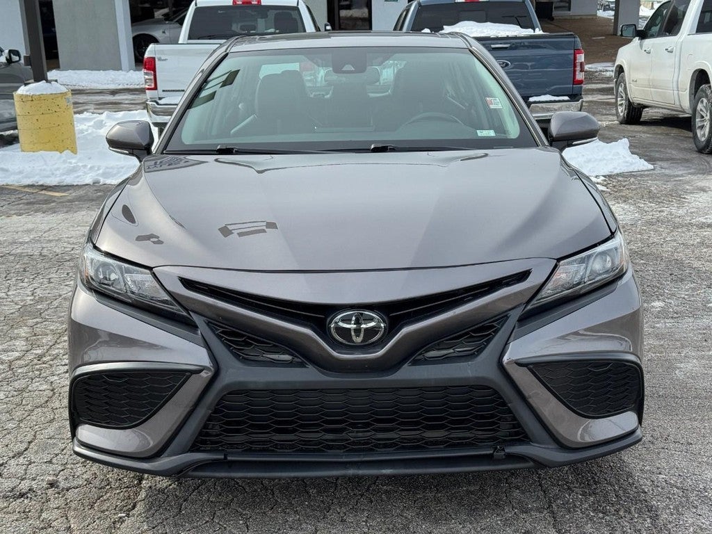 2023 Toyota Camry SE Auto (Natl)
