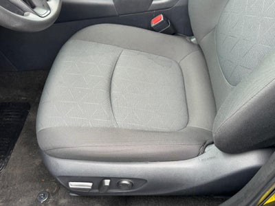 2025 Toyota RAV4 Hybrid XLE AWD (Natl)