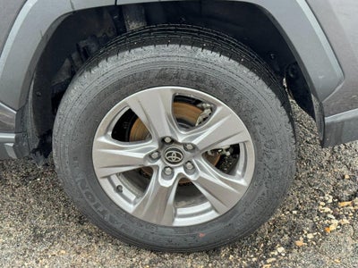 2025 Toyota RAV4 Hybrid XLE AWD (Natl)