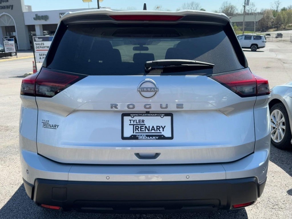 2024 Nissan Rogue FWD S