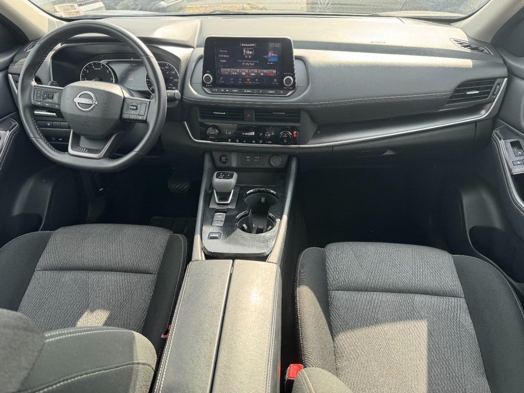 2025 Nissan Rogue FWD SV