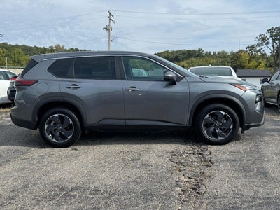 2025 Nissan Rogue FWD SV