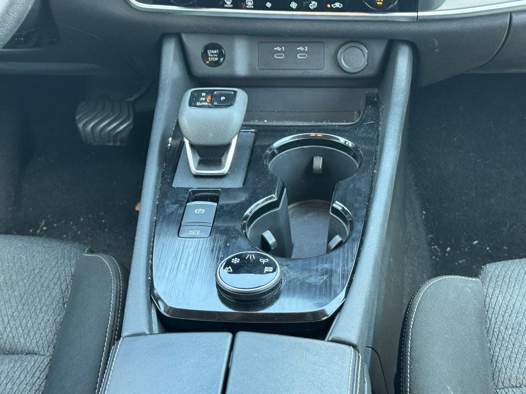 2024 Nissan Rogue AWD SV