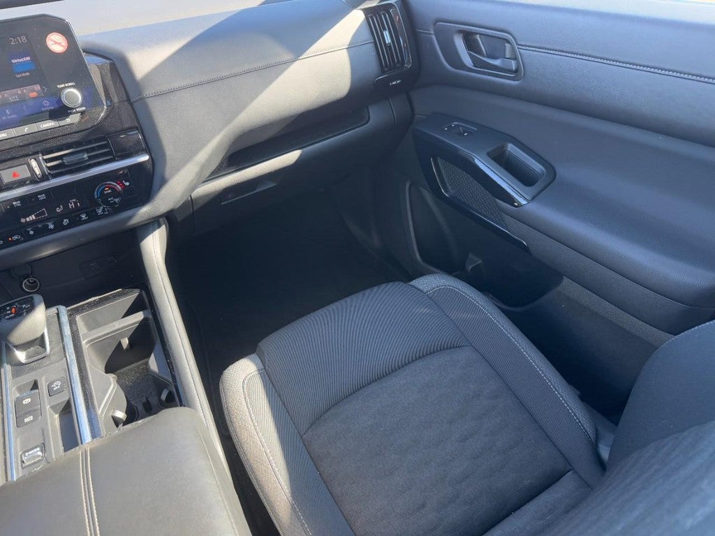 2025 Nissan Pathfinder SV 2WD