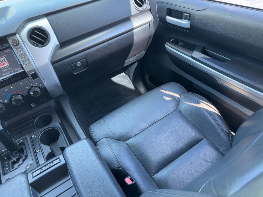 2014 Toyota Tundra 4WD Truck CrewMax 5.7L FFV V8 6-Spd AT SR5 (Natl)