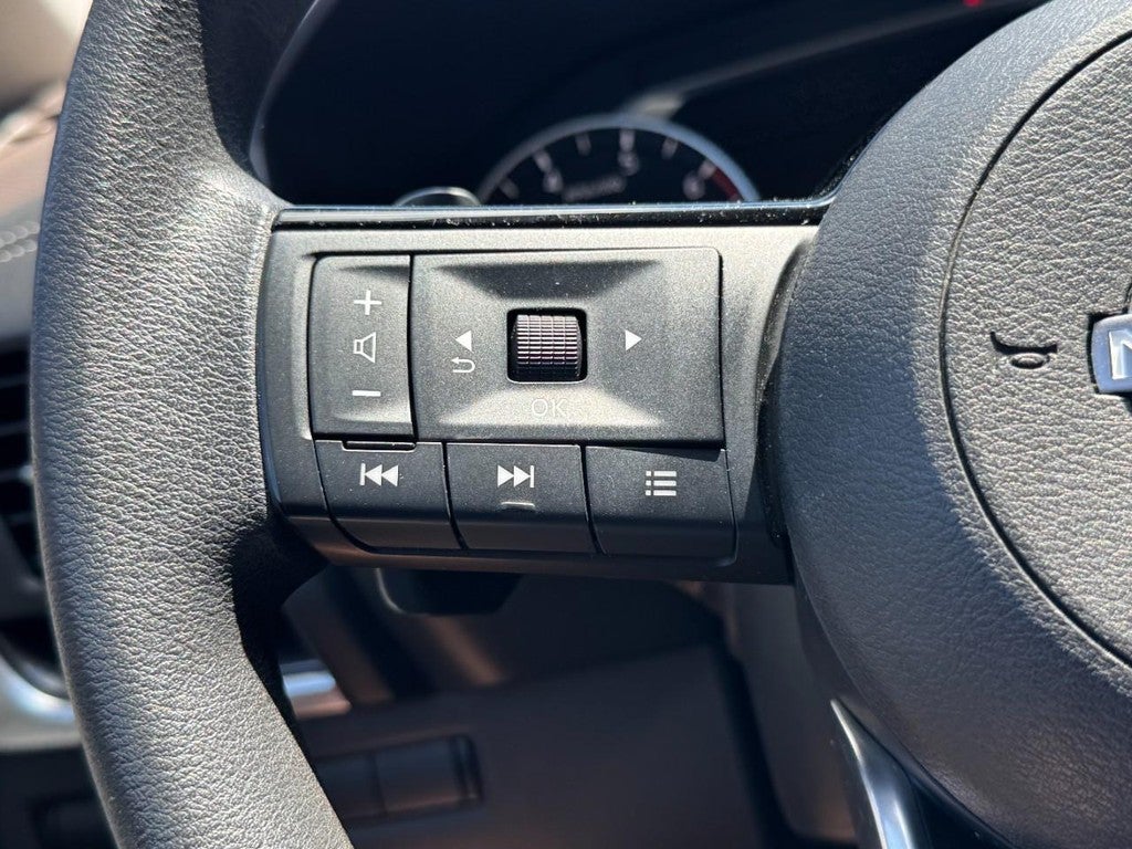 2023 Nissan Rogue AWD SV