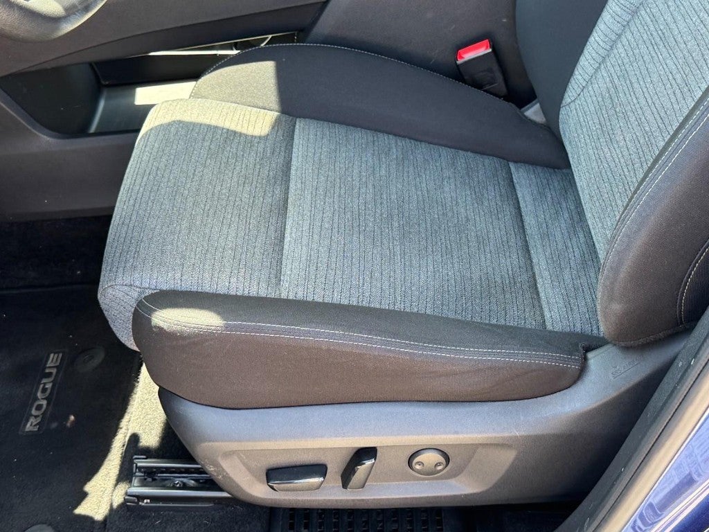 2023 Nissan Rogue AWD SV