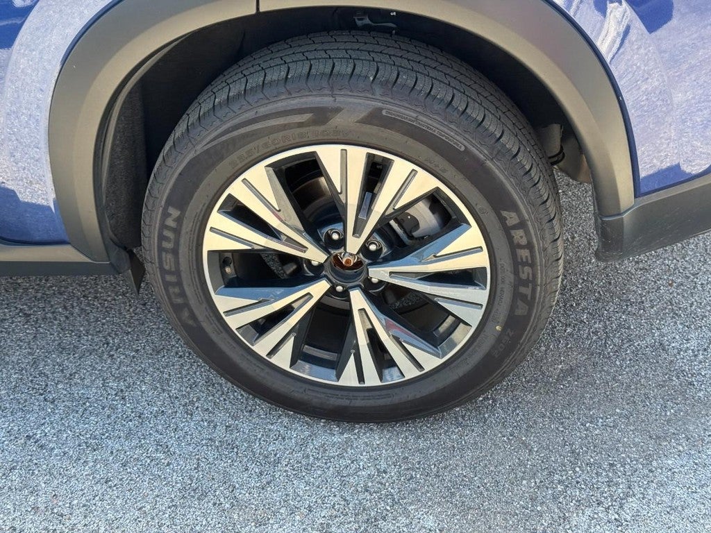 2023 Nissan Rogue AWD SV