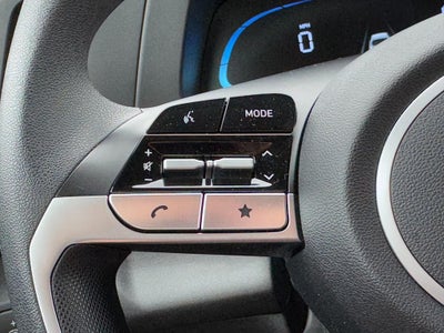 2025 Hyundai Elantra SE IVT