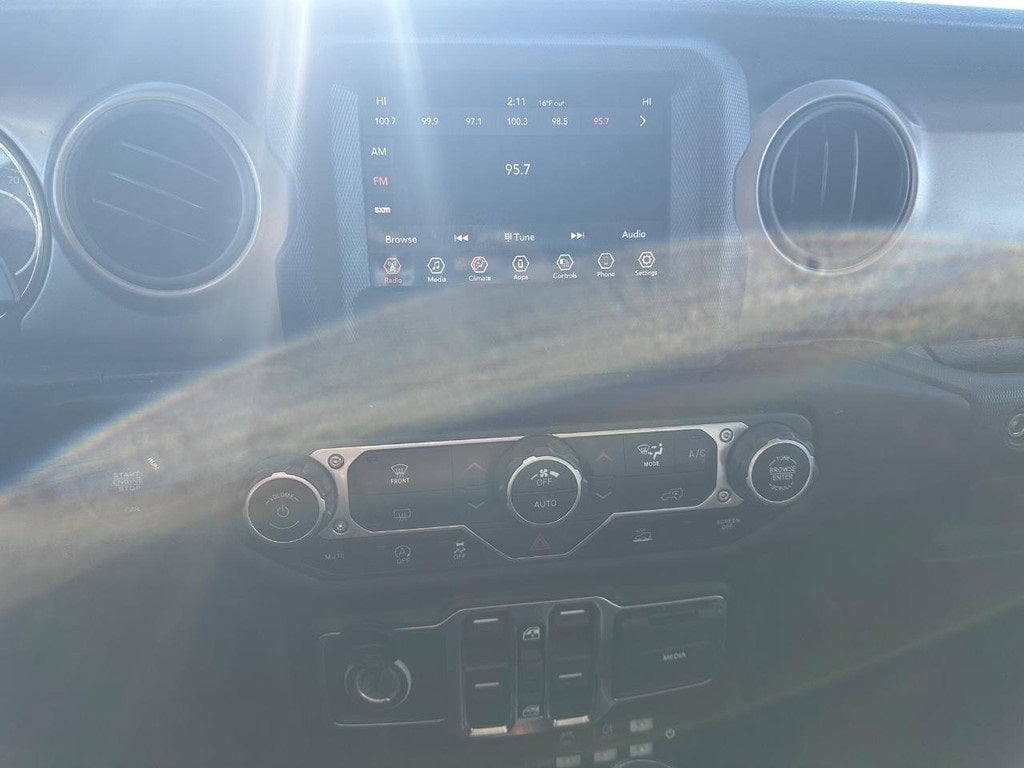 2021 Jeep Gladiator Sport