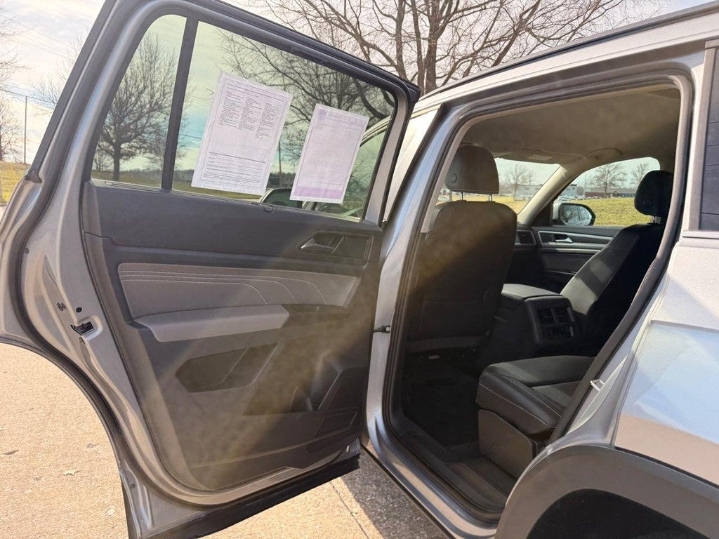 2021 Volkswagen Atlas 3.6L V6 SE w/Technology