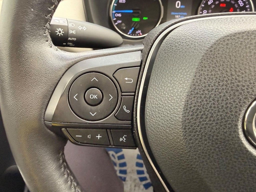 2022 Toyota RAV4 Hybrid XLE