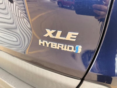 2022 Toyota RAV4 Hybrid XLE