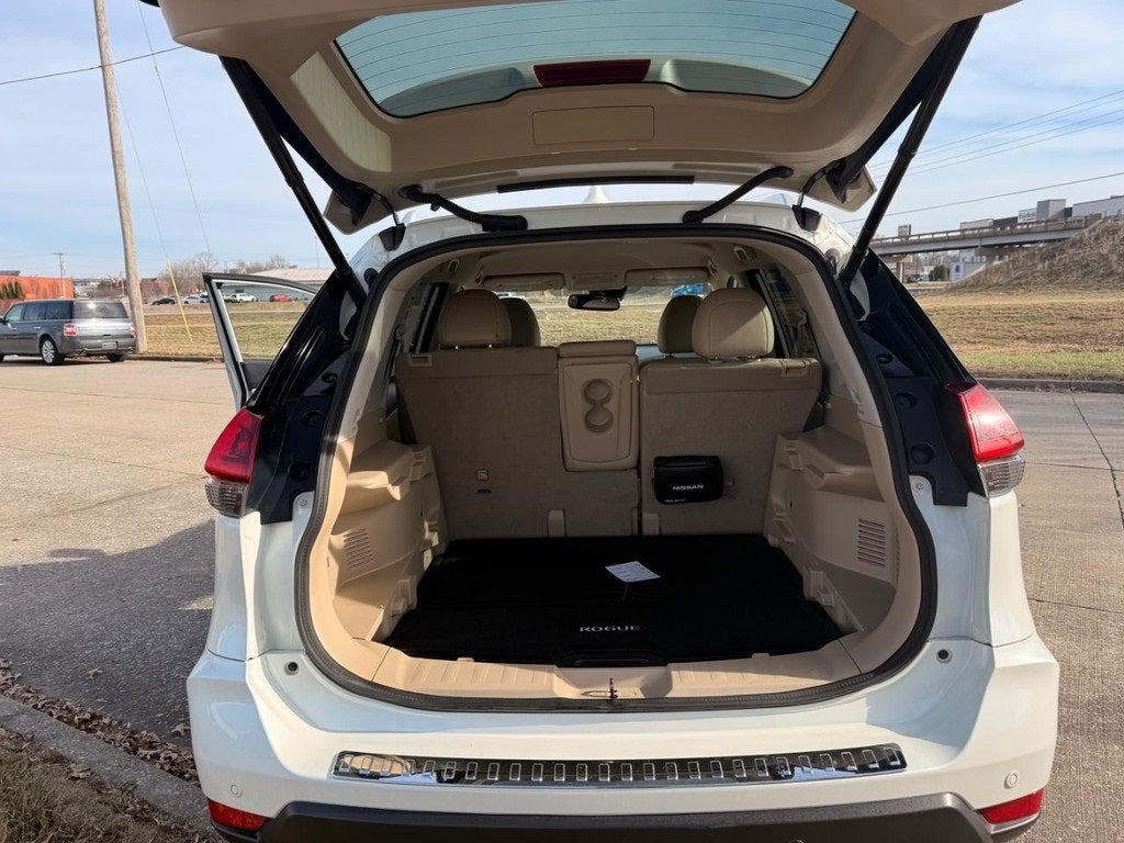 2020 Nissan Rogue SL