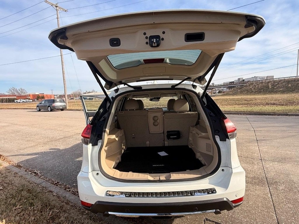 2020 Nissan Rogue SL
