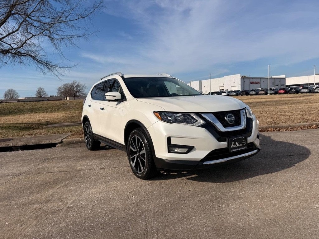 2020 Nissan Rogue SL