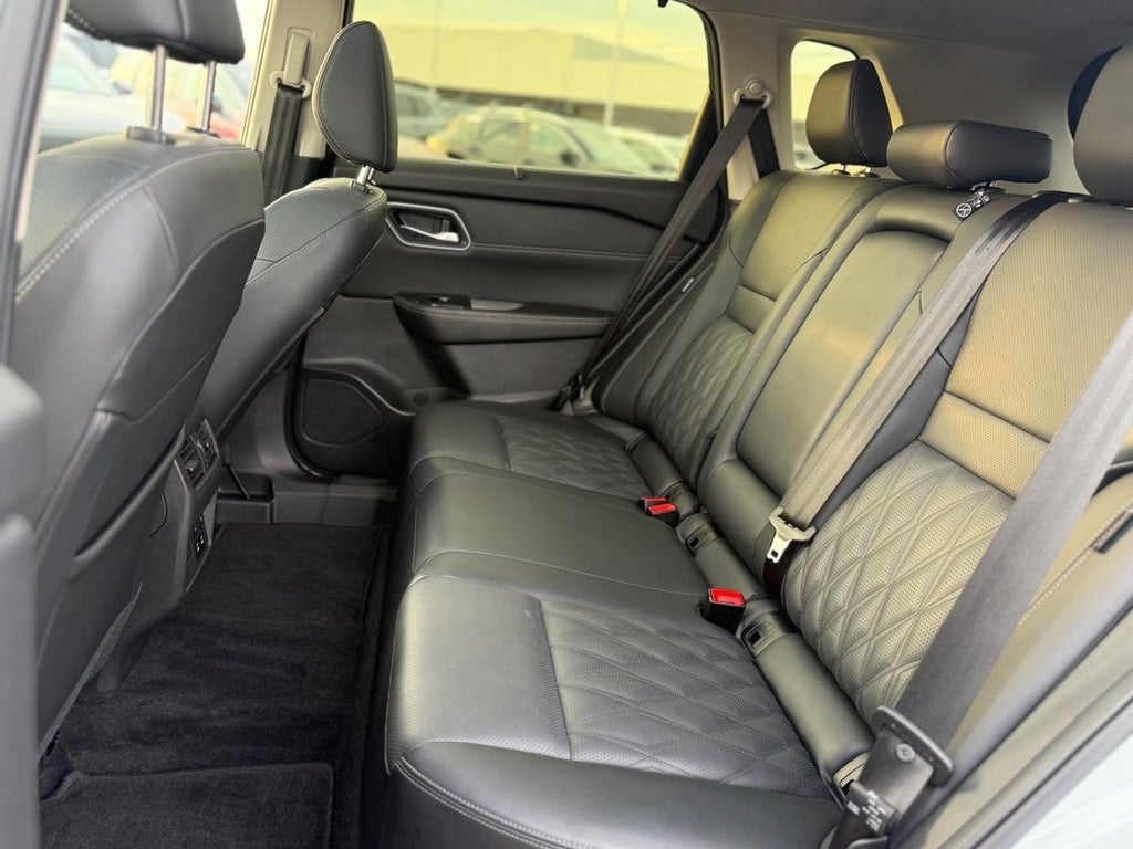 2024 Nissan Rogue Platinum