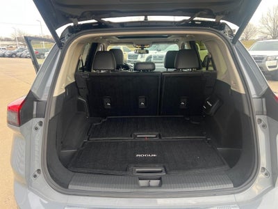 2024 Nissan Rogue Platinum
