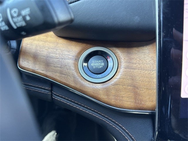 2022 Jeep Grand Cherokee Summit Reserve 4x4