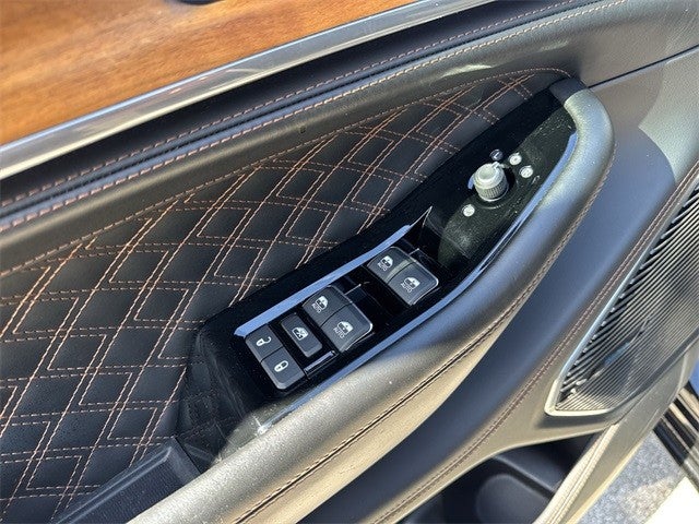 2022 Jeep Grand Cherokee Summit Reserve 4x4