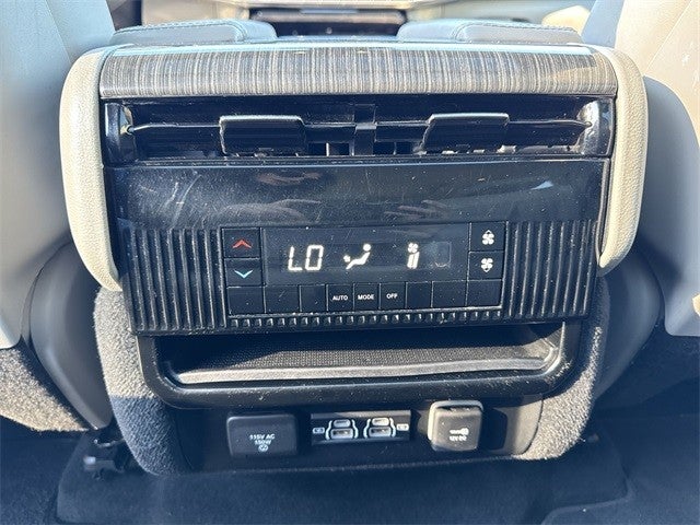 2022 Jeep Wagoneer Series II 4x4