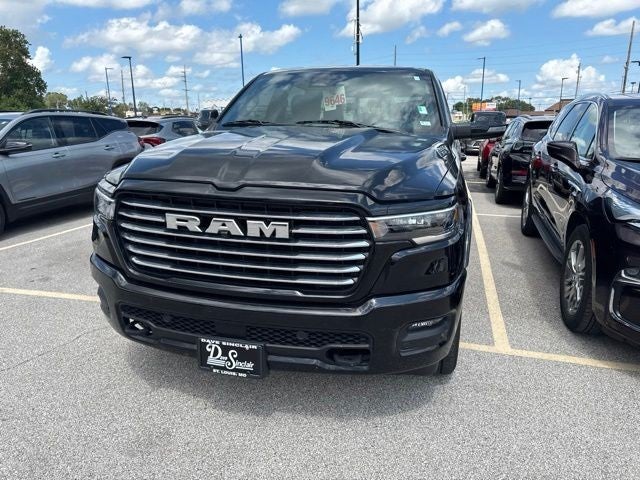 2025 RAM 1500 Laramie 4x4 Crew Cab 5'7" Box