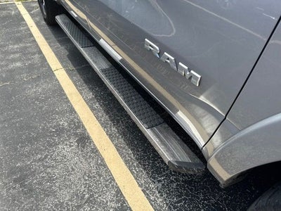 2019 RAM 1500 4WD Laramie Crew Cab