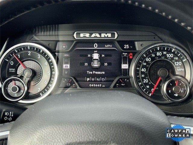 2022 RAM 1500 Laramie 4x4 Crew Cab 5'7" Box