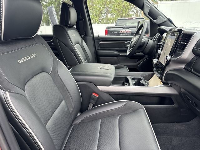 2025 RAM 1500 Laramie 4x4 Crew Cab 6'4" Box