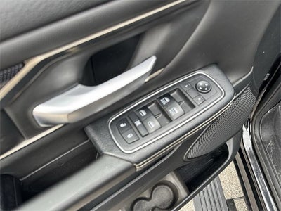 2019 RAM 1500 Sport 4x4 Crew Cab 6'4" Box