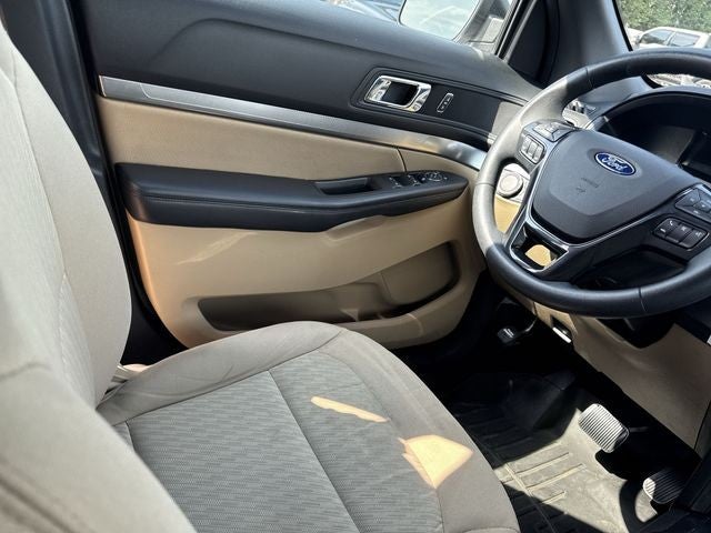 2017 Ford Explorer Base FWD