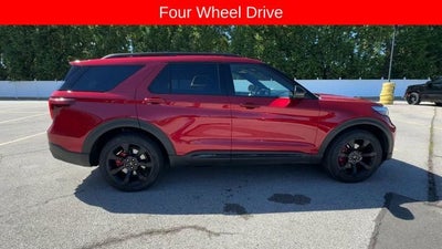 2022 Ford Explorer ST 4WD