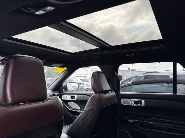 2023 Ford Explorer Platinum 4WD