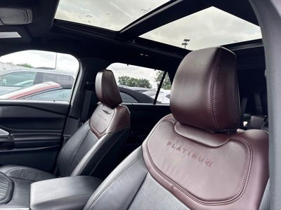 2023 Ford Explorer Platinum 4WD