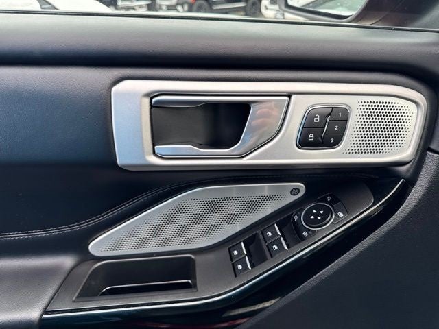 2023 Ford Explorer Platinum 4WD