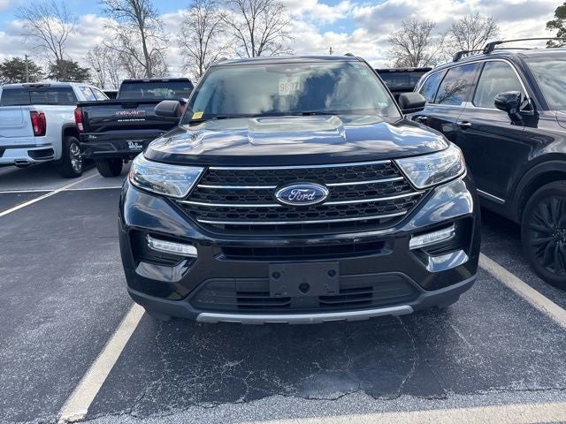2023 Ford Explorer XLT 4WD