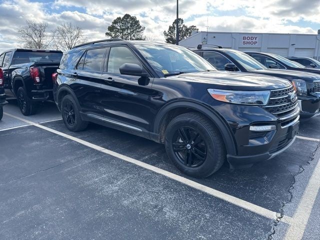 2023 Ford Explorer XLT 4WD