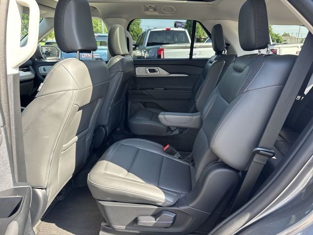 2025 Ford Explorer Active 4WD