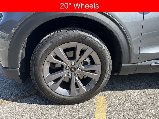 2025 Ford Explorer Active 4WD