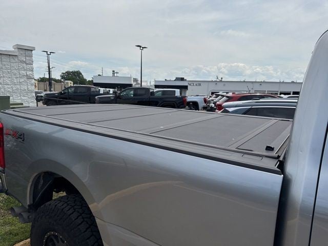 2023 Ford Super Duty F-350 SRW Lariat