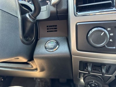 2022 Ford Super Duty F-350 DRW LARIAT 4WD Crew Cab 8' Box