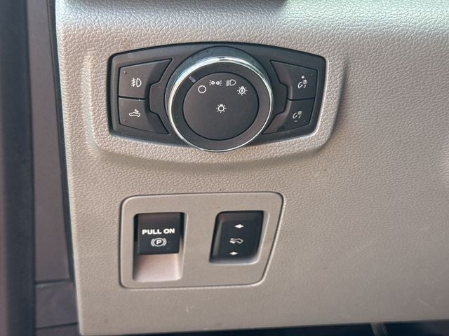 2019 Ford F-150 4WD SuperCrew Box