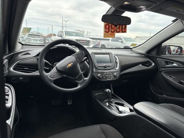 2016 Chevrolet Malibu 4dr Sdn LT w/1LT