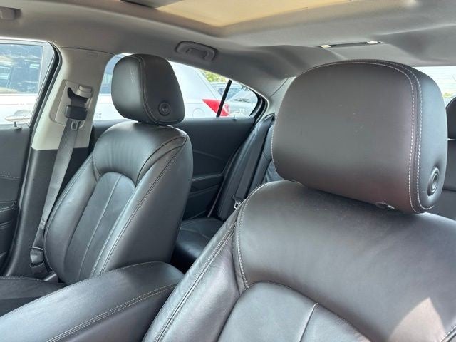 2016 Buick LaCrosse 4dr Sdn Leather FWD