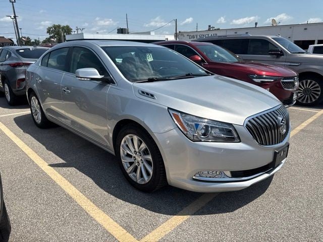 2016 Buick LaCrosse 4dr Sdn Leather FWD